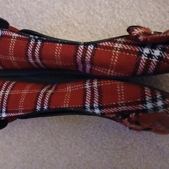 Steve Madden Red and Black Plaid Flats - Picture 2 of 5
